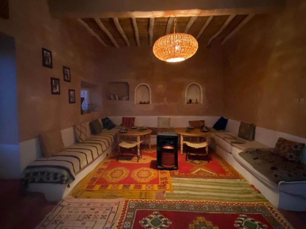 Tigmi Hamid Decouverte Des Traditions Et De La Culture Berbere Aït Benhaddou Eksteriør bilde